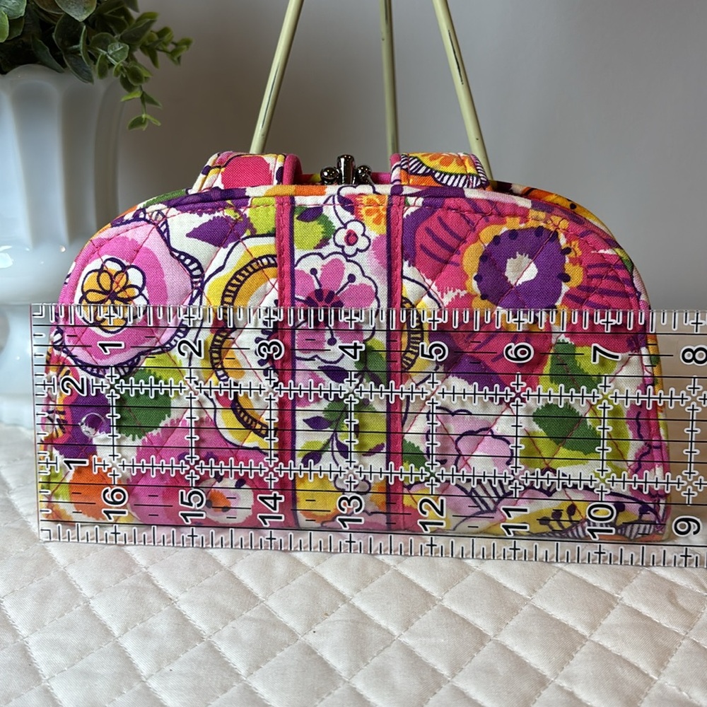 Vera Bradley Clementine Kiss
N' Snap Wallet - Picture 9 of 10